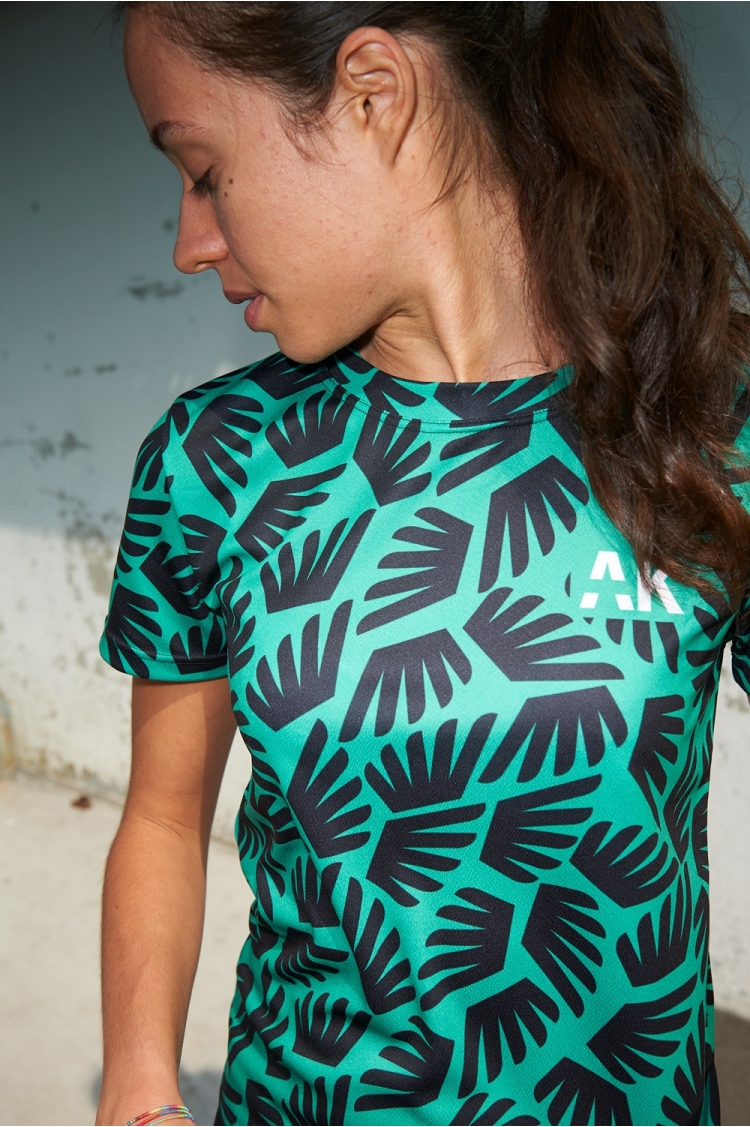 Suzanne Jersey - Winged Black & Green - Women's Football - Close-up view