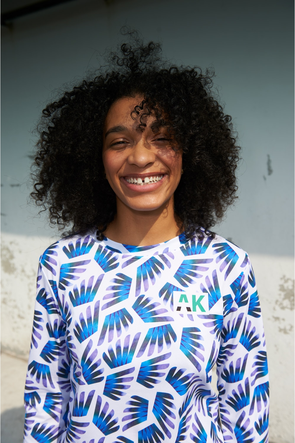 Gigi Jersey - Winged Blue & Purple pattern - Women's Football - Close-up view